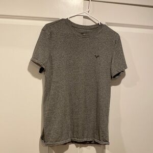 American Eagle grey tee size S